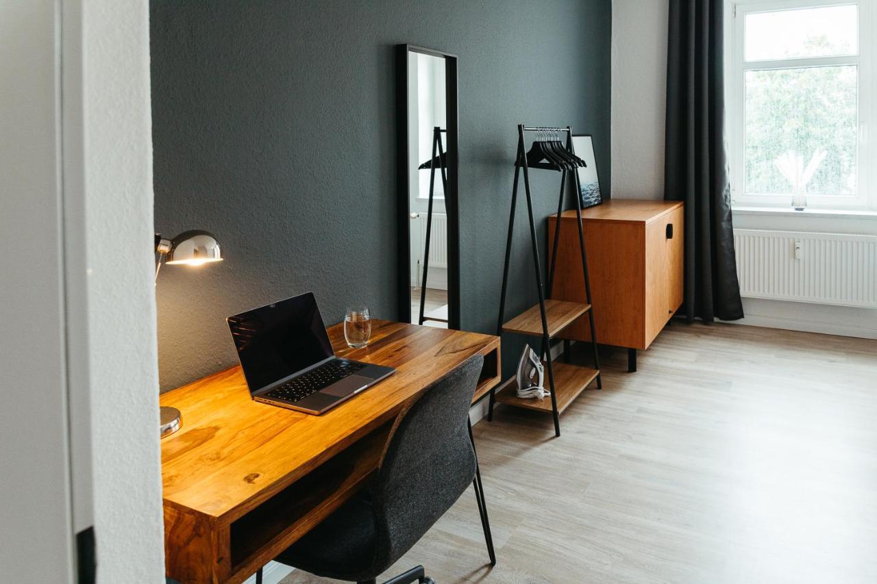 Magdeburg Wohnkomfort - Vollausgestattet - Streaming - Familie & Business ภายนอก รูปภาพ